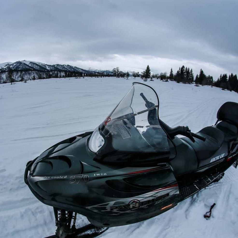Экстремальный тур на снегоходах из Бакуриани